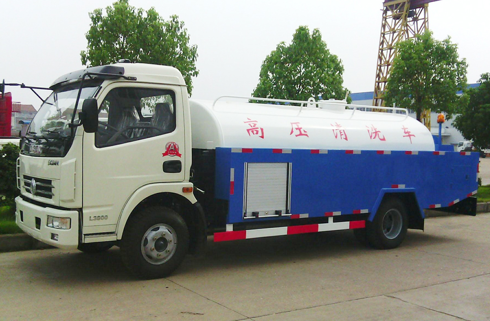南水新村管道高压清洗车